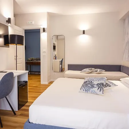 Hébergement de vacances Kucuncy Luxury - Centro Storico Di - 2 Camere, 2 Bagni *