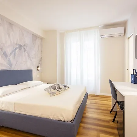 Kucuncy Luxury - Centro Storico Di - 2 Camere, 2 Bagni *