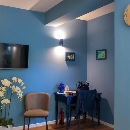 Kucuncy Luxury - Centro Storico Di - 2 Camere, 2 Bagni *