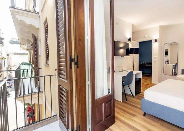 Kucuncy Luxury - Centro Storico Di - 2 Camere, 2 Bagni