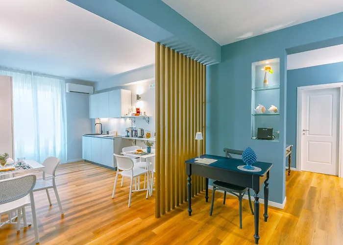 Kucuncy Luxury - Centro Storico Di - 2 Camere, 2 Bagni