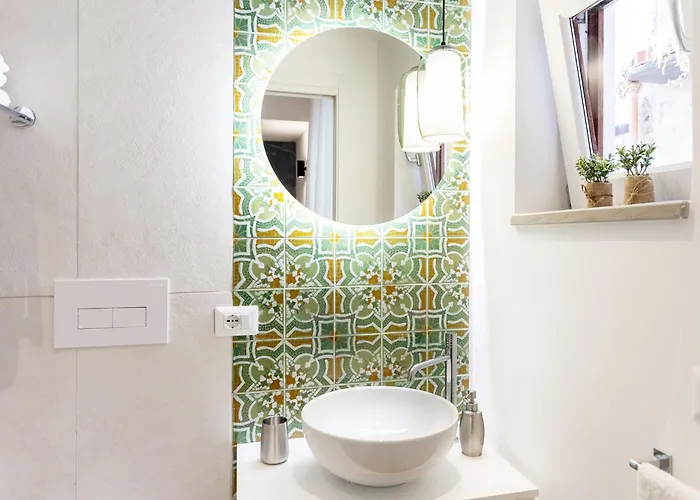 Kucuncy Luxury - Centro Storico Di - 2 Camere, 2 Bagni *