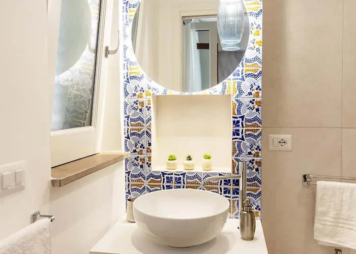 Kucuncy Luxury - Centro Storico Di - 2 Camere, 2 Bagni * Città di Lipari