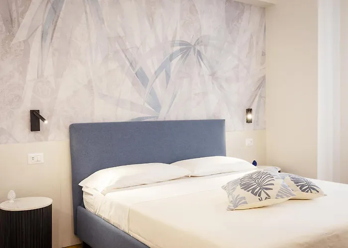 Kucuncy Luxury - Centro Storico Di - 2 Camere, 2 Bagni